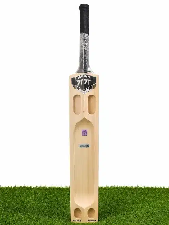 English Willow Cricket Bat